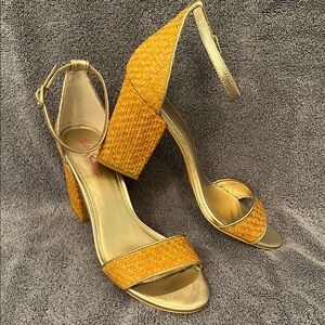 Lilly Pulitzer Amber Lynn Sandal in‎ Natural